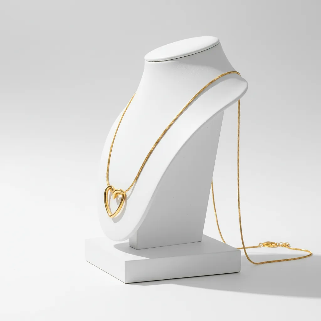 JEWILLEY Women's Hollow Heart Stylish Necklace - Lifestyle